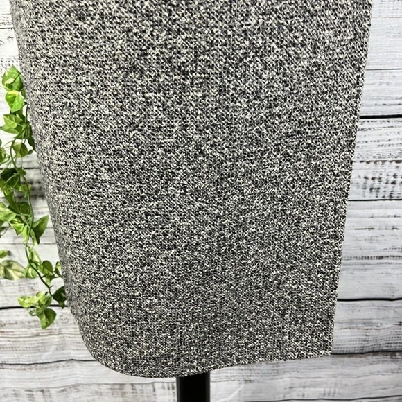 Worth Skirt size 4 Black Gray Wool Tweed Wrap Knee Faux Leather Career Modest - Picture 7 of 13